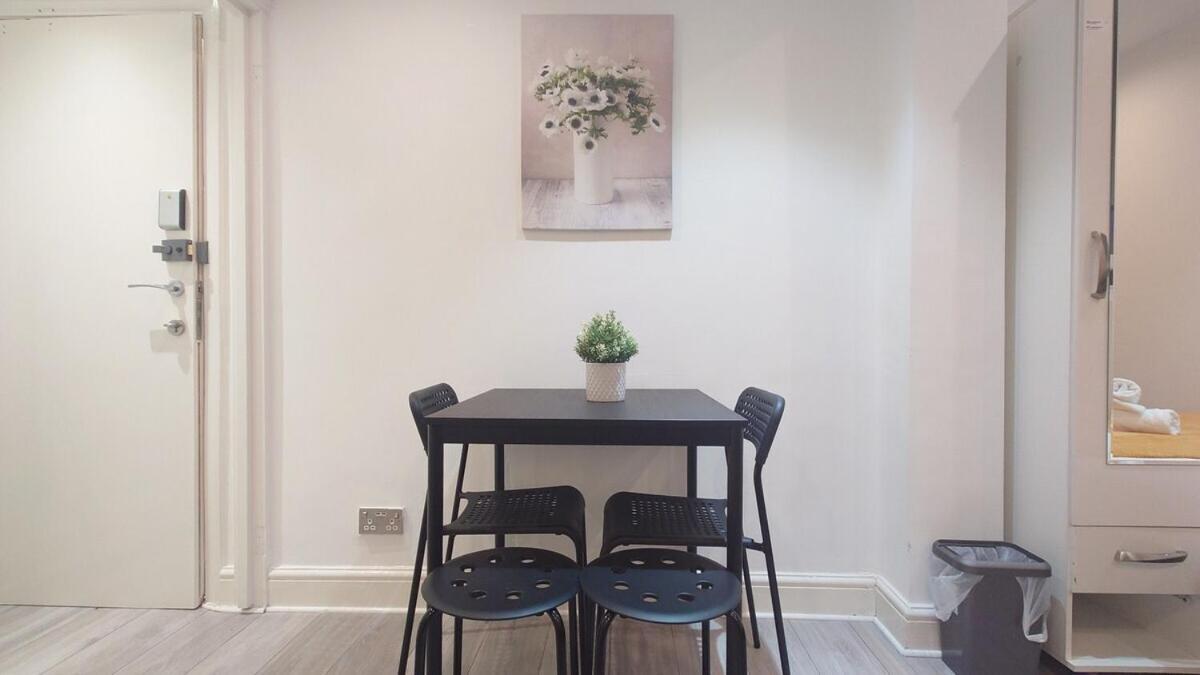 Comfort Camden Studio Apartments Londyn Pokój zdjęcie